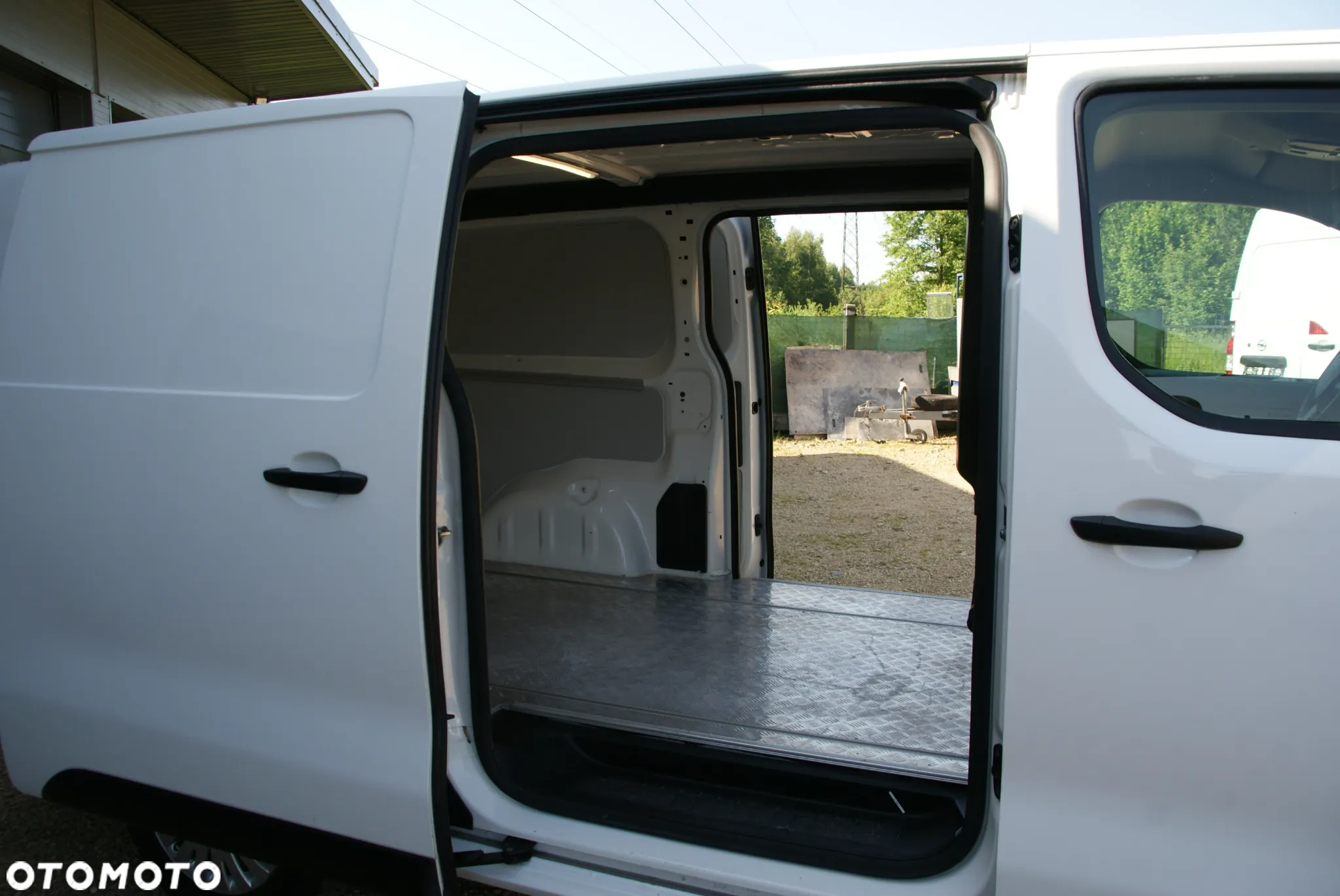 Peugeot Expert - 13