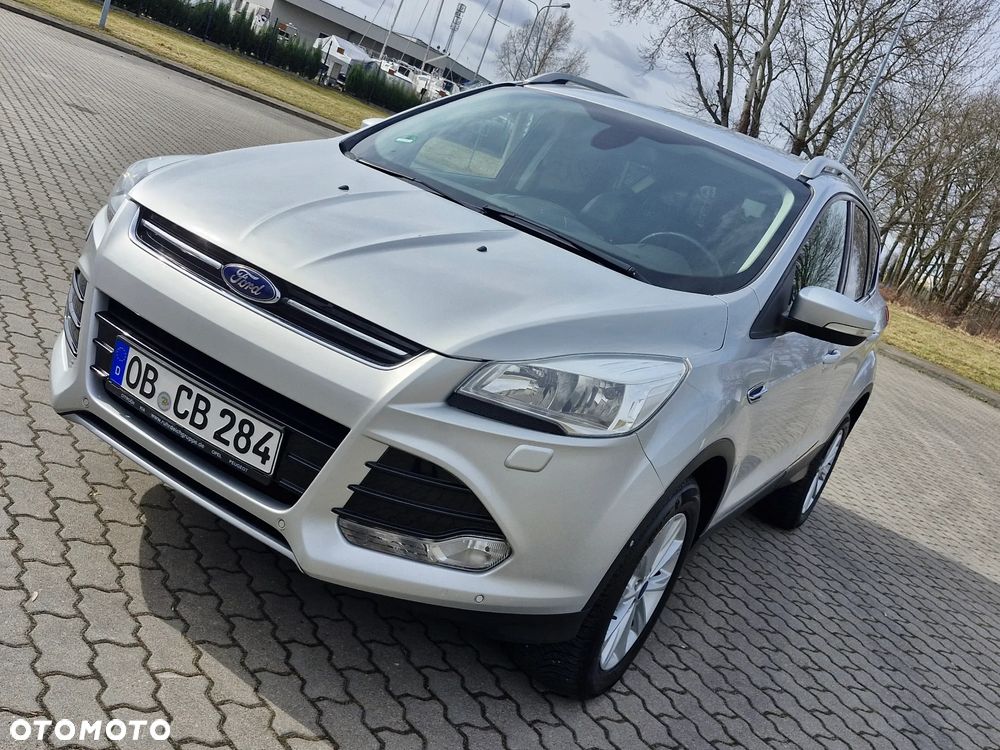 Ford Kuga 2.0 TDCi 4x4 Titanium - 37
