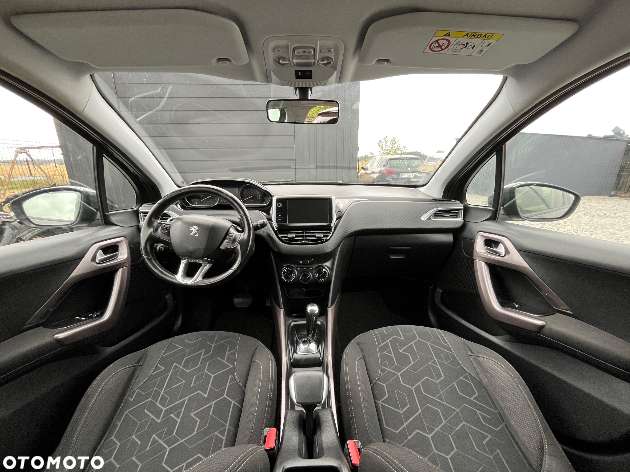 Peugeot 2008 e-HDi FAP 92 ETG6 STOP & START Allure - 11