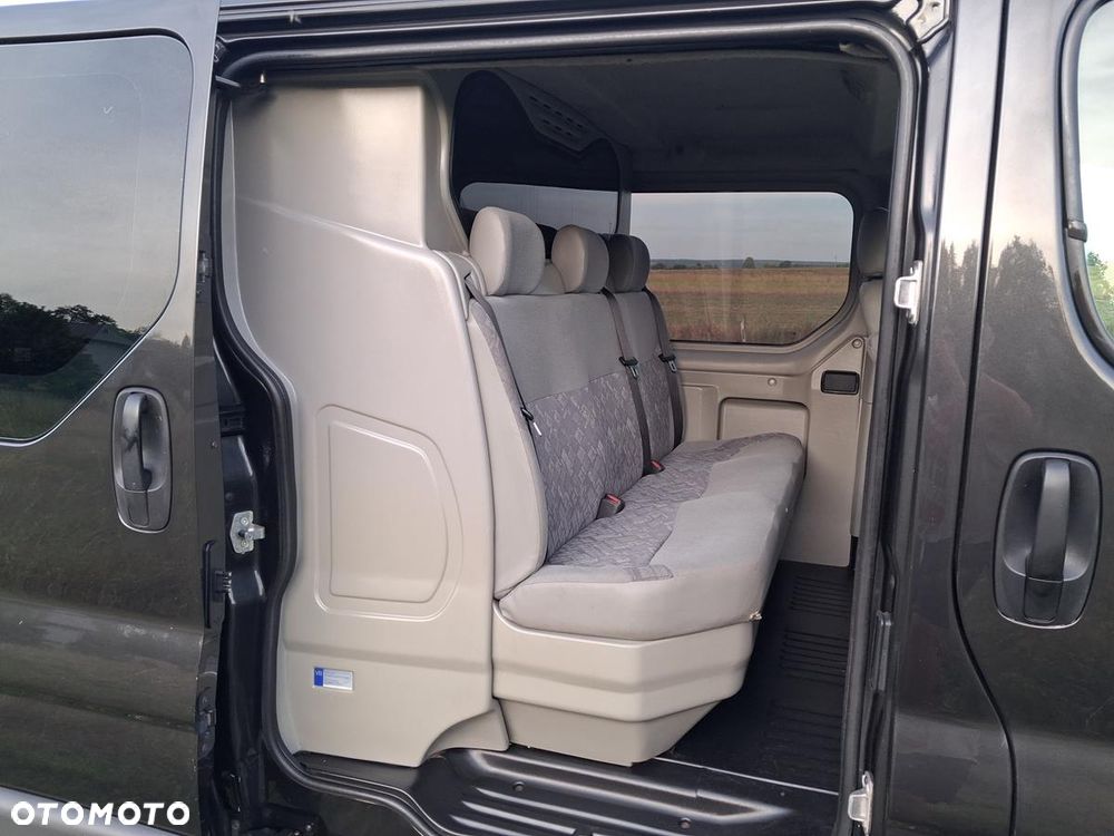 Opel Vivaro - 25