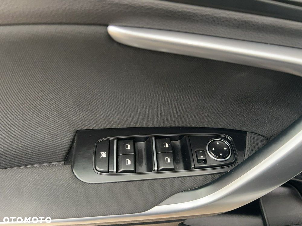 Kia Ceed - 13