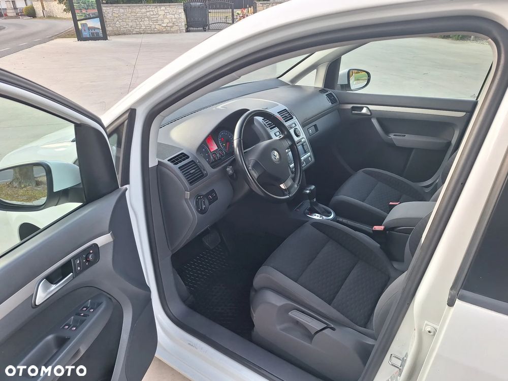 Volkswagen Touran 1.4 TSI Highline DSG - 7