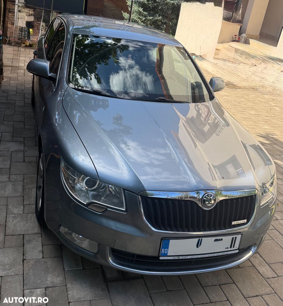 Skoda Superb 1.6 TDI GreenLine - 2