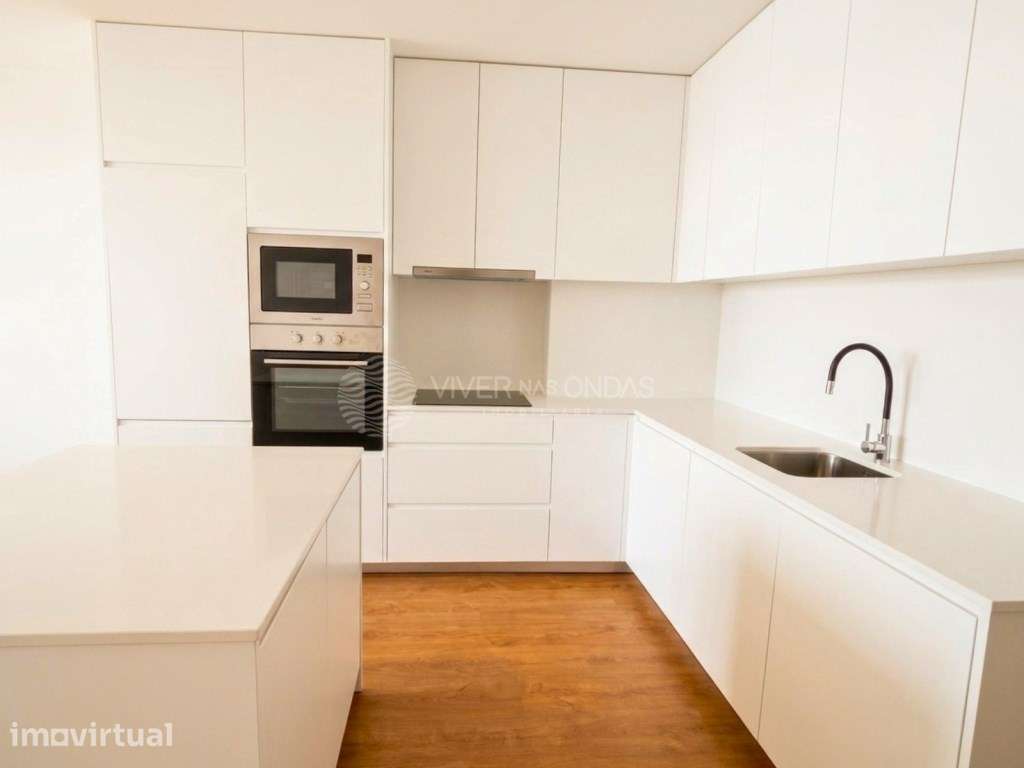 Oferta da Escritura de Compra e Venda. Apartamento T3, totalmente R... - Grande imagem: 3/35