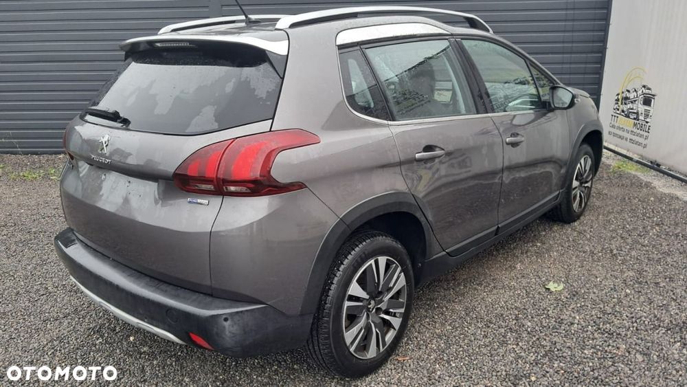 Peugeot 2008 - 13