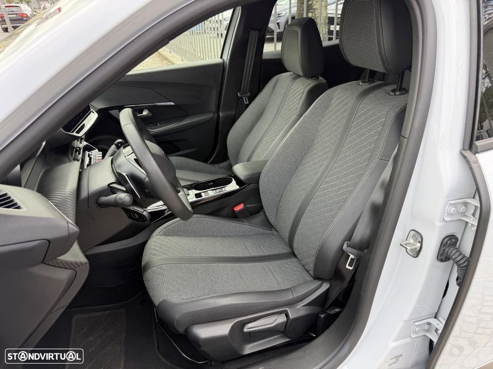 Peugeot 2008 1.2 Hybrid GT e-DCS6 - 5