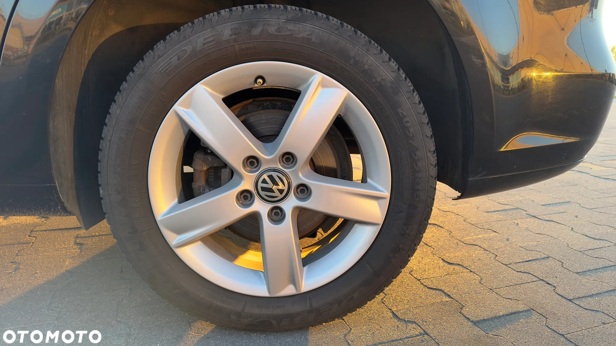 Volkswagen Touran 1.6 TDI DPF BlueMot Trendline - 8