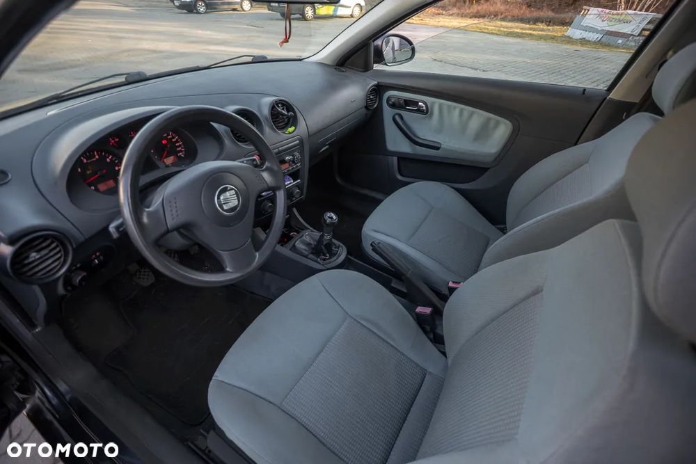 Seat Ibiza 1.4 16V Stylance - 13