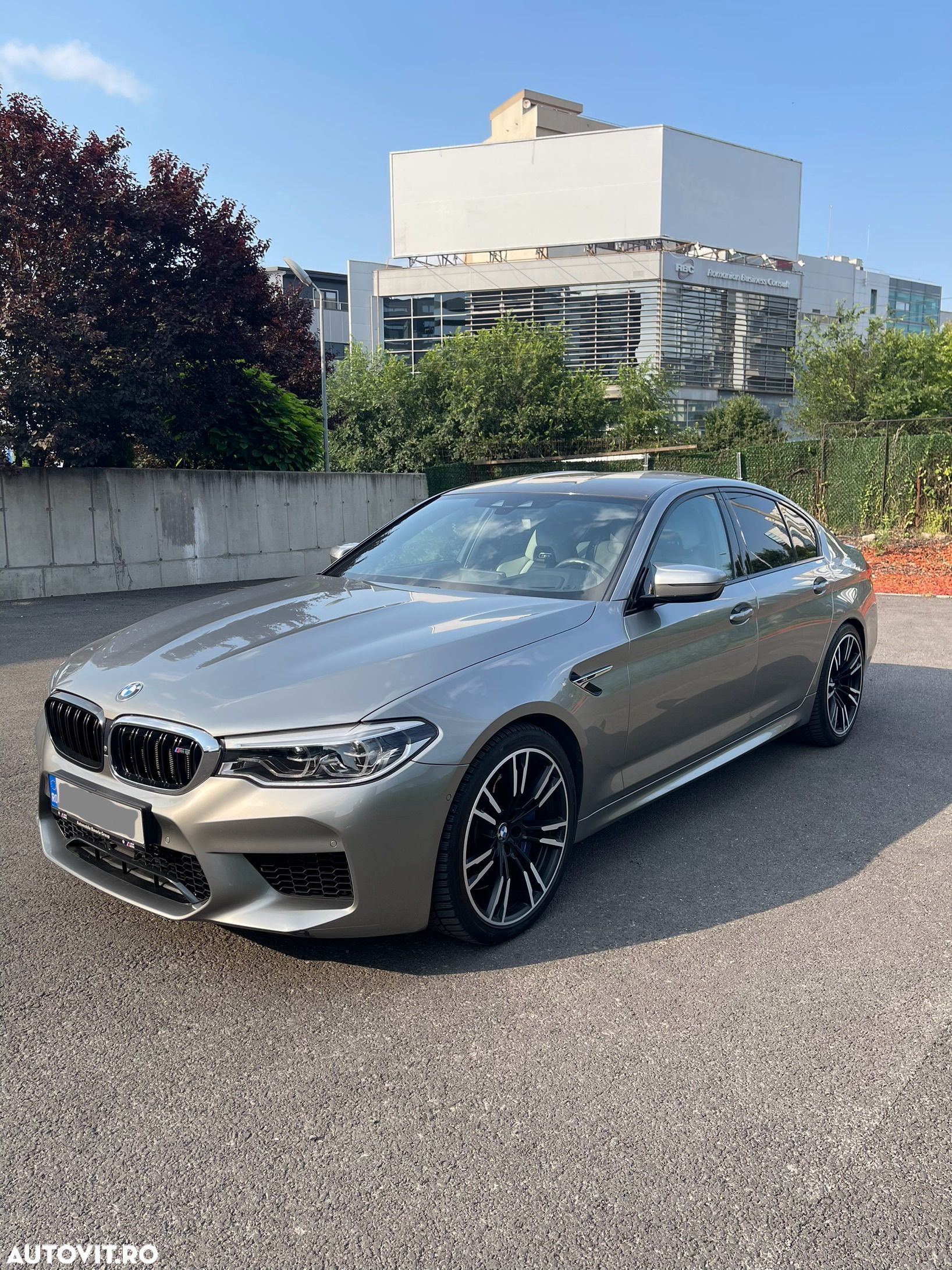BMW M5 Standard - 1