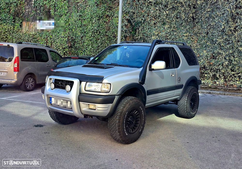 Opel Frontera - 1