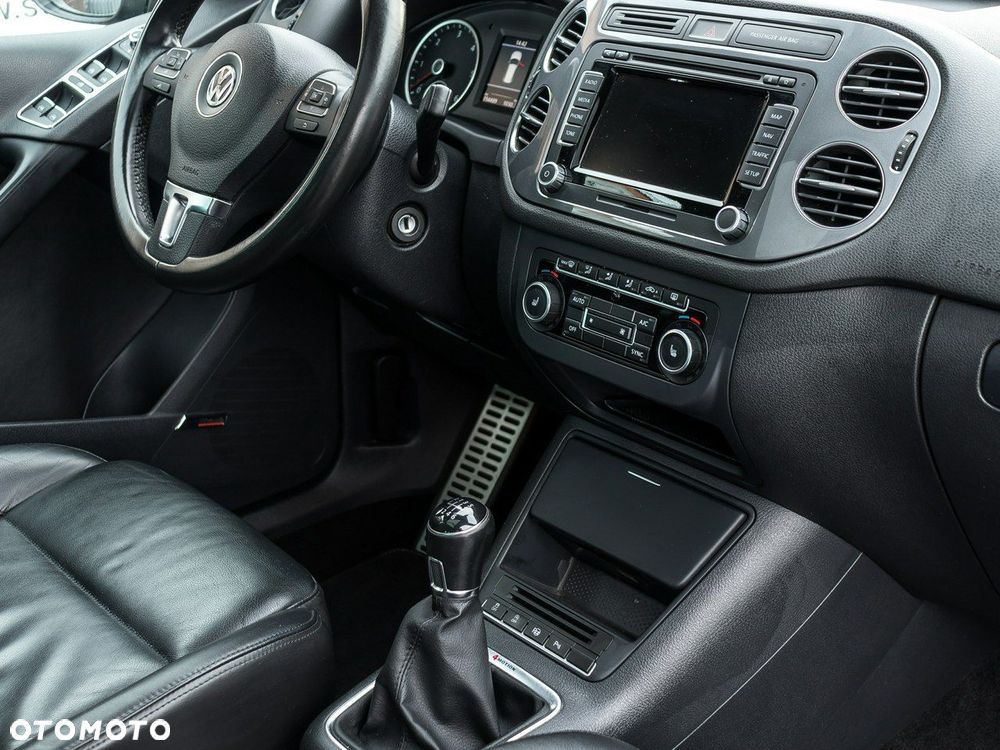 Volkswagen Touran - 15