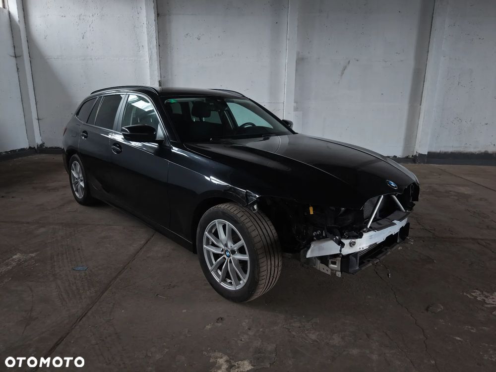 BMW Seria 3 318d MHEV Advantage - 10