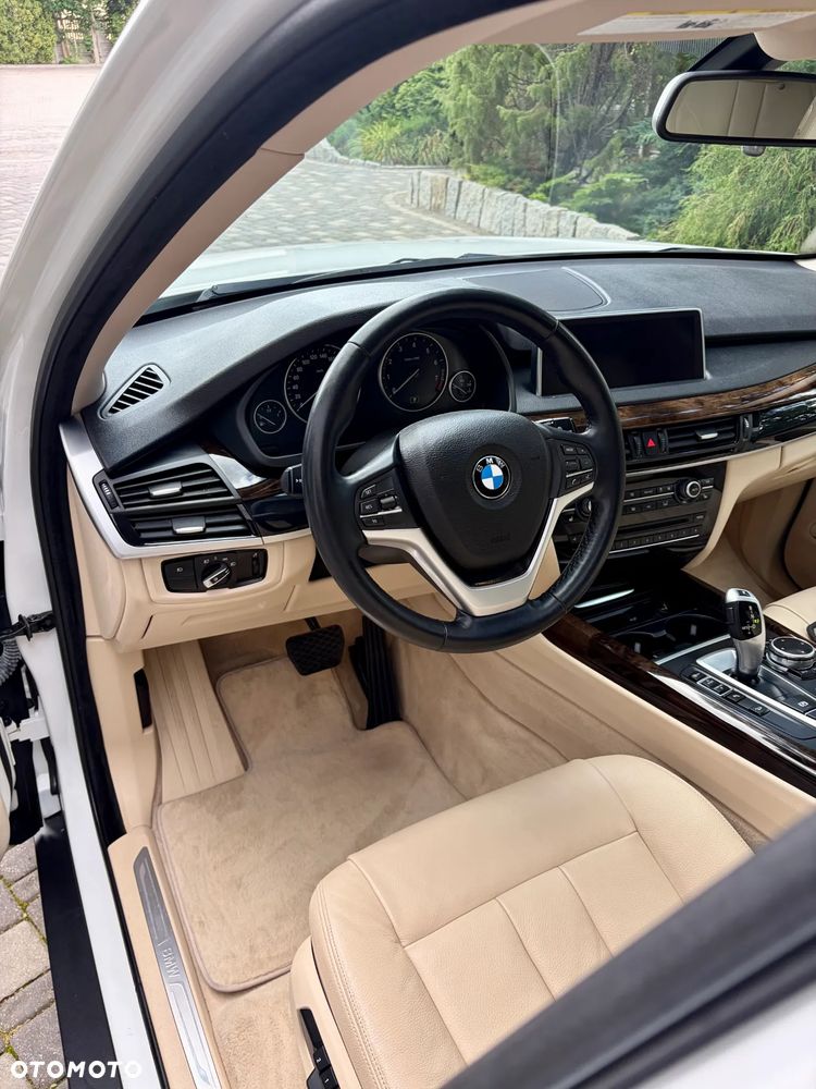 BMW X5 xDrive35i Edition Exclusive - 12