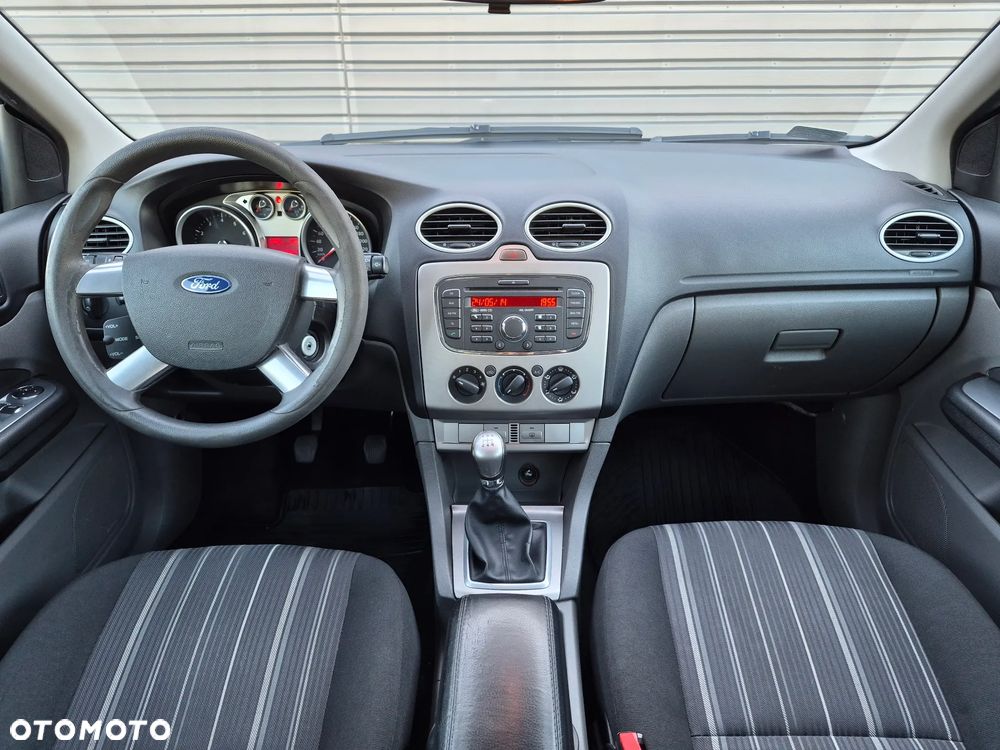 Ford Focus 1.6 X100 - 5