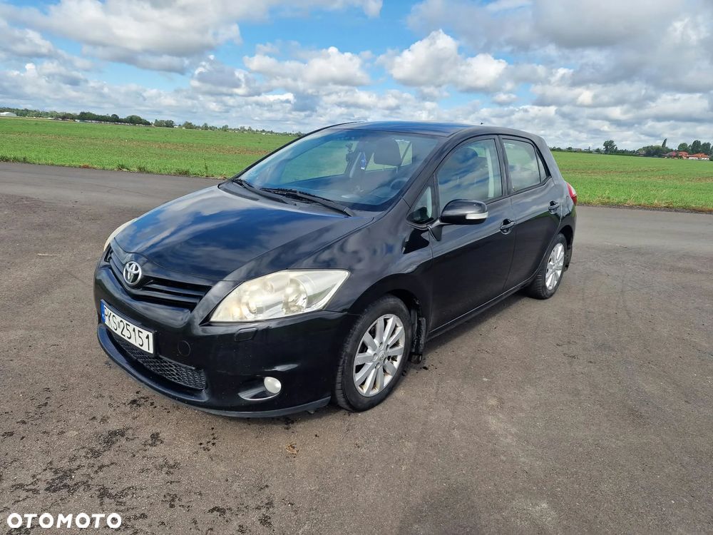 Toyota Auris - 2
