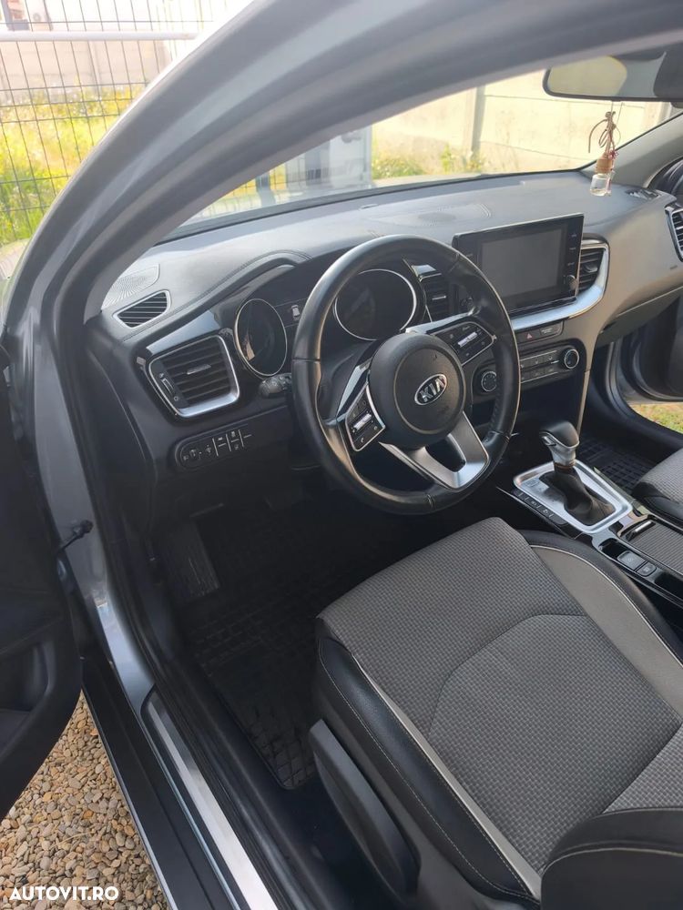 Kia XCeed 1.4 T-GDI 7DCT City+ - 13
