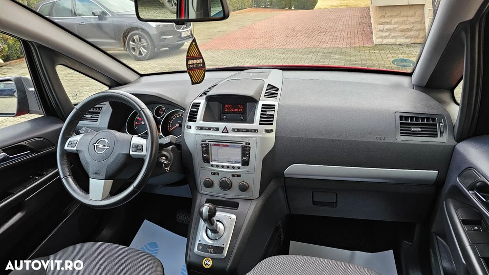 Opel Zafira 1.8 Easytronic Family Plus - 9