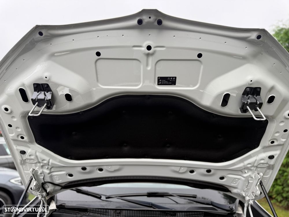 BMW X1 18 d sDrive Auto Pack M - 45