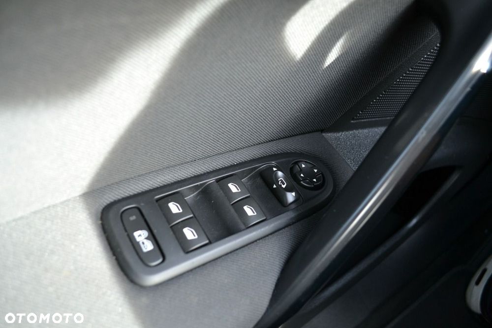 Peugeot 508 2.0 BlueHDi Allure S&S - 17