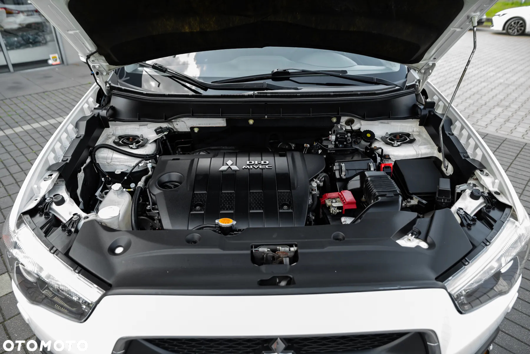 Mitsubishi ASX 1.8 DID Instyle 4WD AS&G - 36
