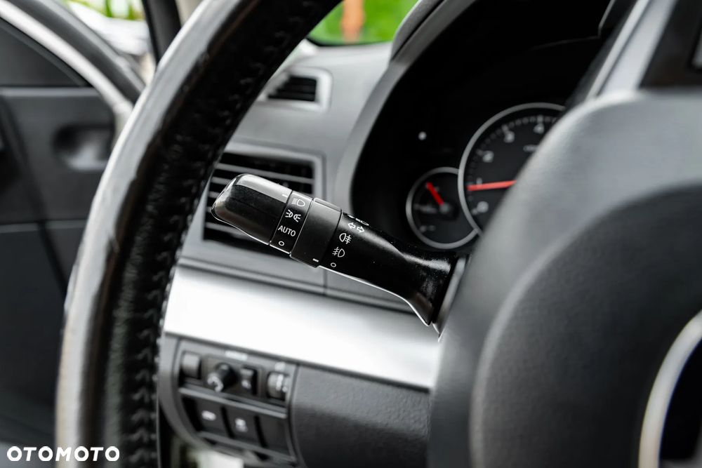 Subaru Legacy 2.0i Comfort Navi AT - 20