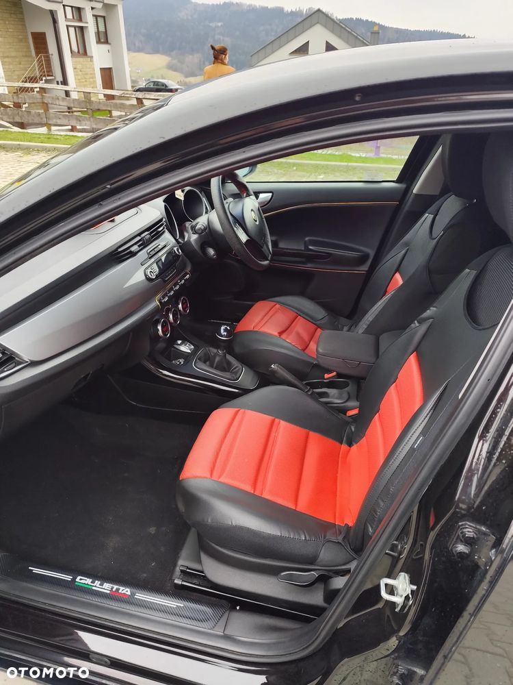 Alfa Romeo Giulietta 1.6 JTDM Distinctive - 4