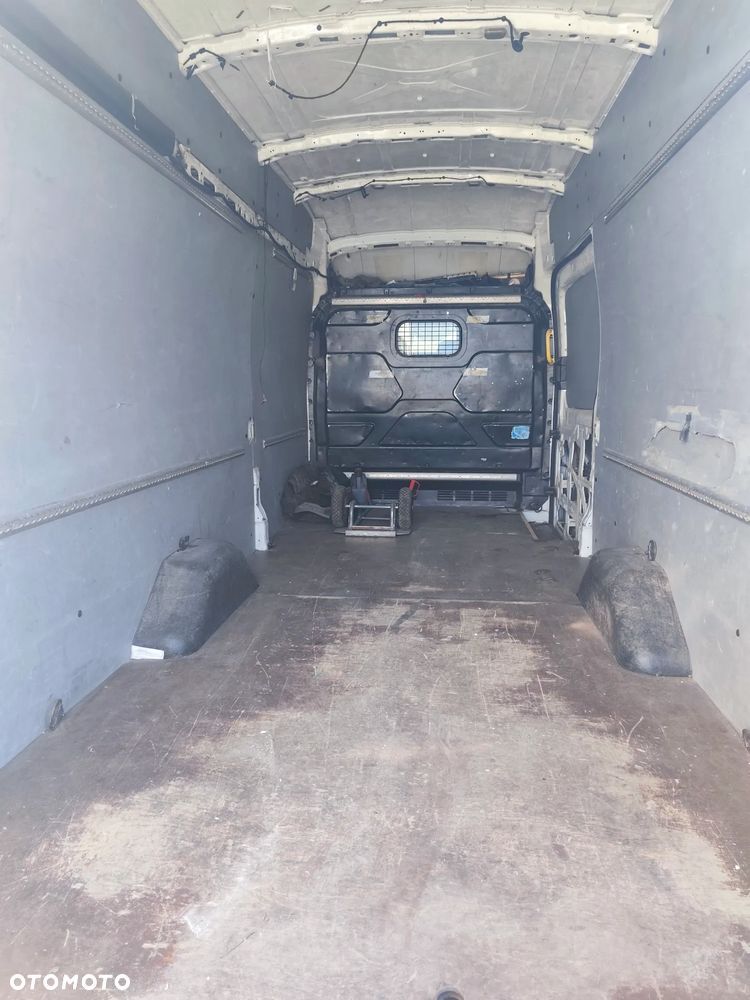Ford Transit - 3