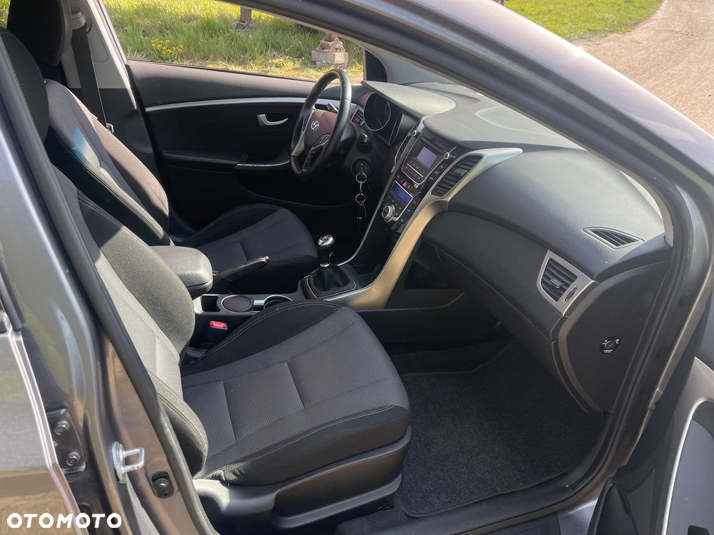 Hyundai i30 1.4 CRDi Trend - 10