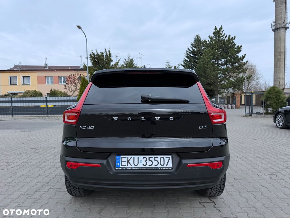 Volvo XC 40 D3 Momentum - 12