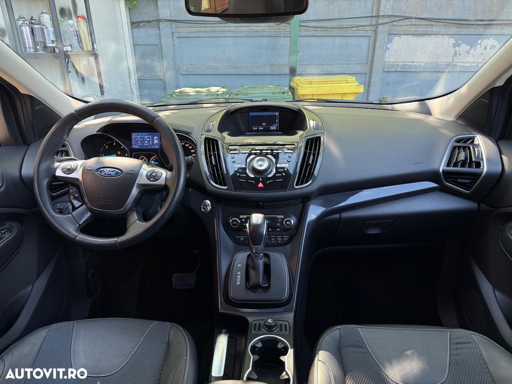 Ford Kuga - 13