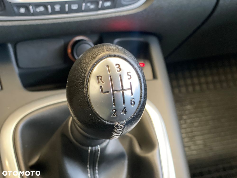 Renault Scenic 1.2 TCe Energy Intens - 24