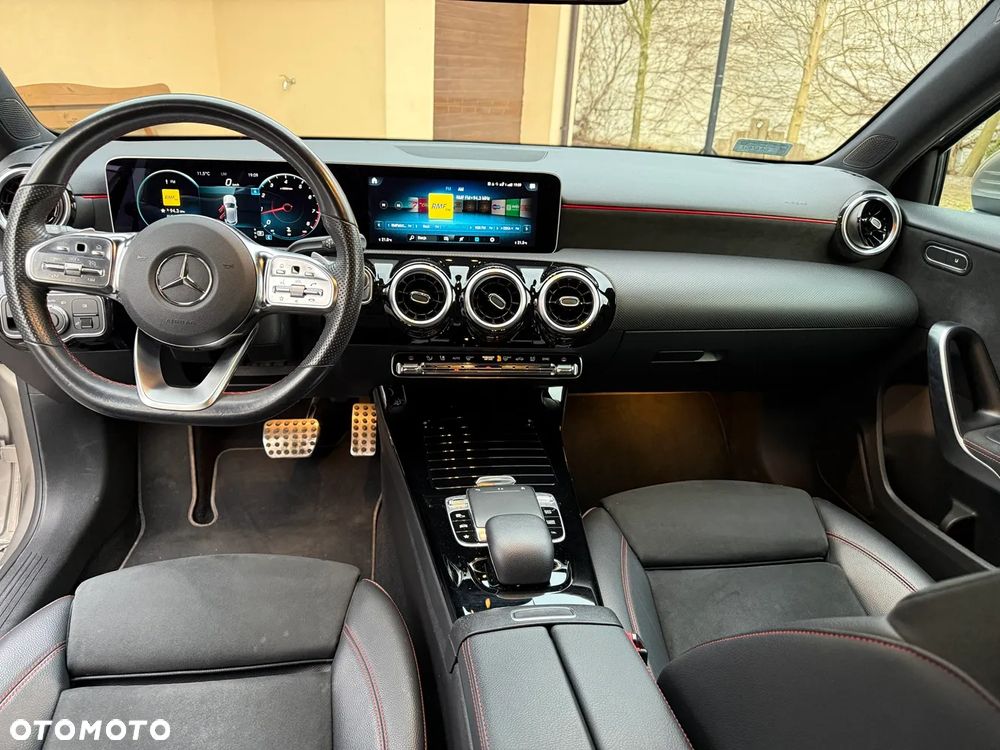 Mercedes-Benz Klasa A 200 AMG Line 7G-DCT - 13