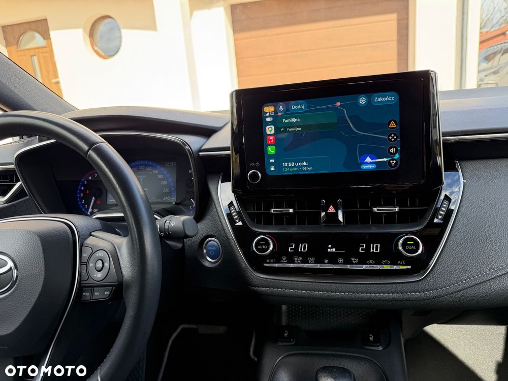 Toyota Corolla 1.8 Hybrid Comfort - 18