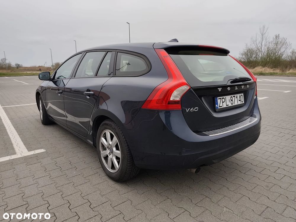 Volvo V60 D2 - 18