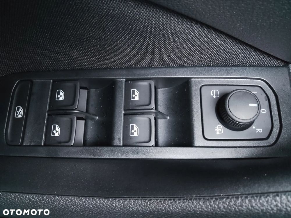 Skoda Scala 1.0 TSI Selection - 25