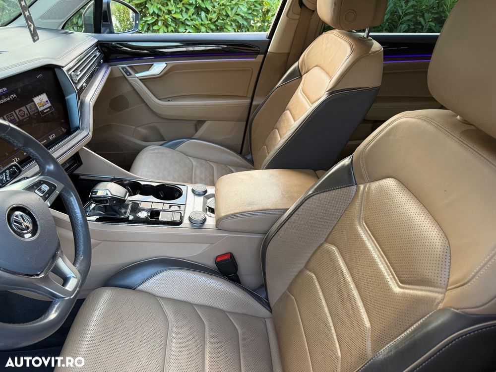 Volkswagen Touareg - 4