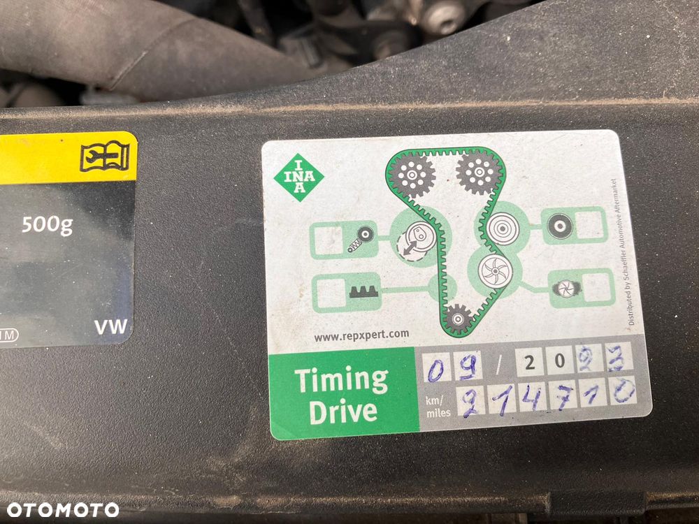 Volkswagen Golf 2.0 TDI BlueMotion Technology Lounge - 26