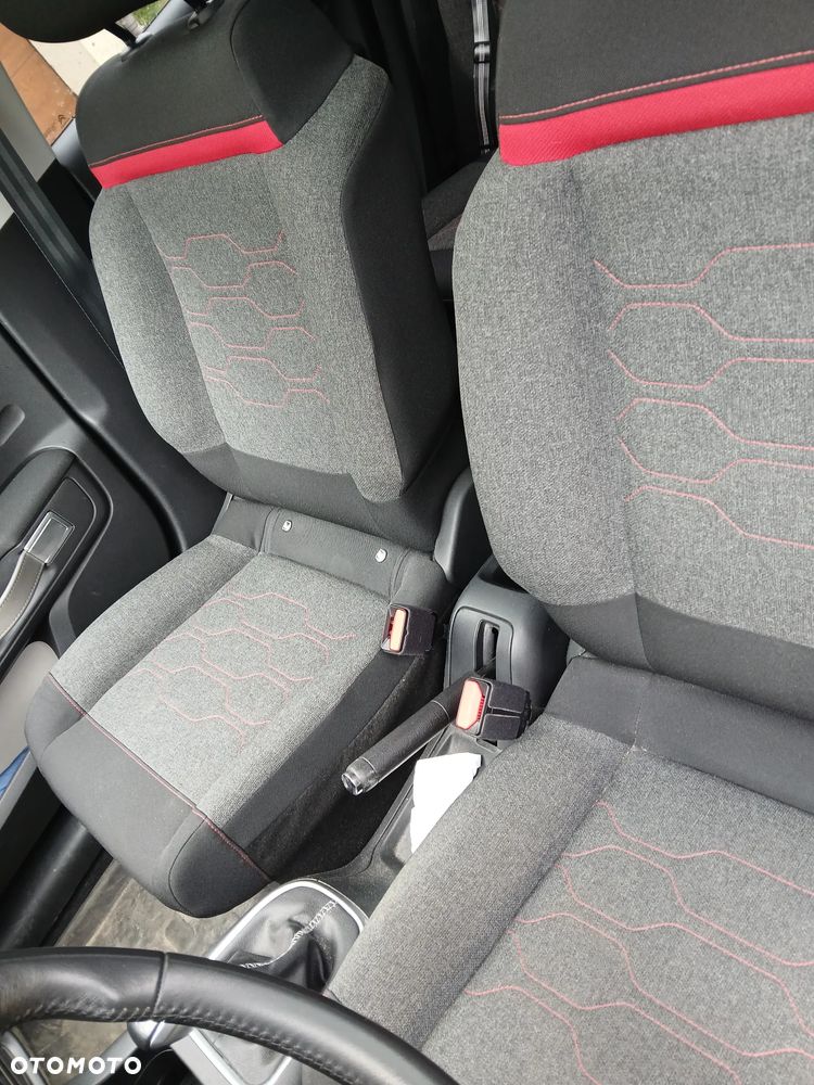 Citroën C3 1.2 PureTech Shine - 37