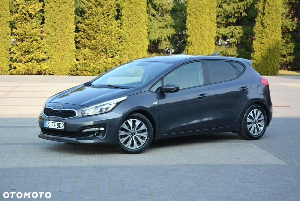 Kia Ceed 1.4 CVVT Attract - 3