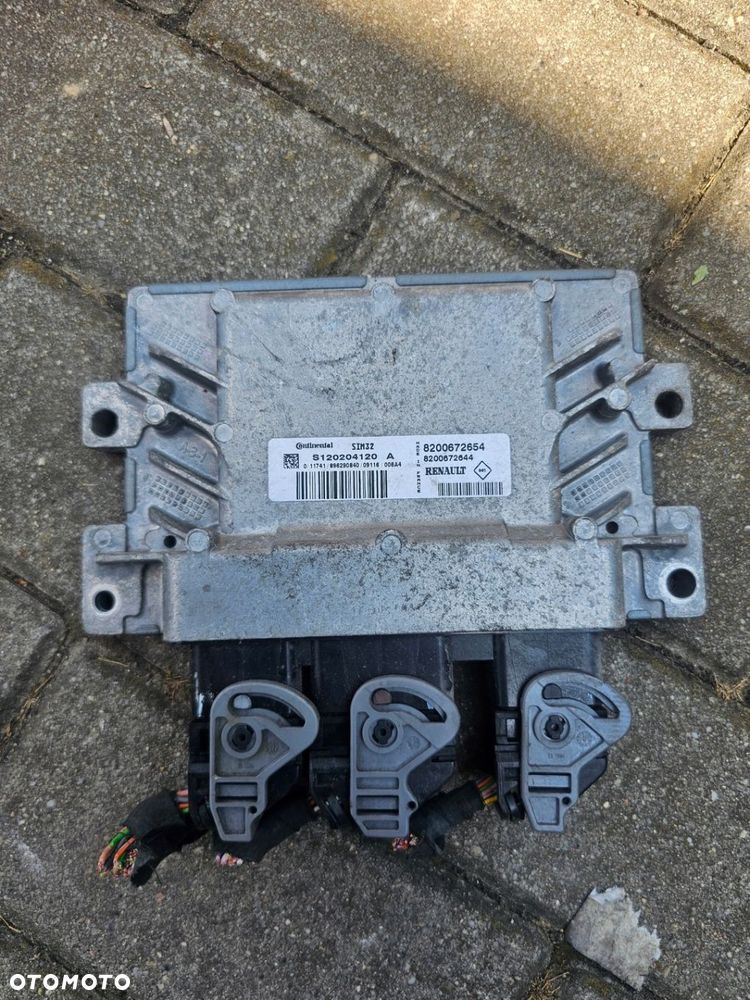 Komputer sterownik silnika S120204120A Renault Dacia