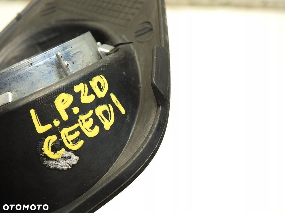 KRATKA HALOGENU ZDERZAKA LEWY PRZÓD KIA CEED I 86565-1H000 - 2