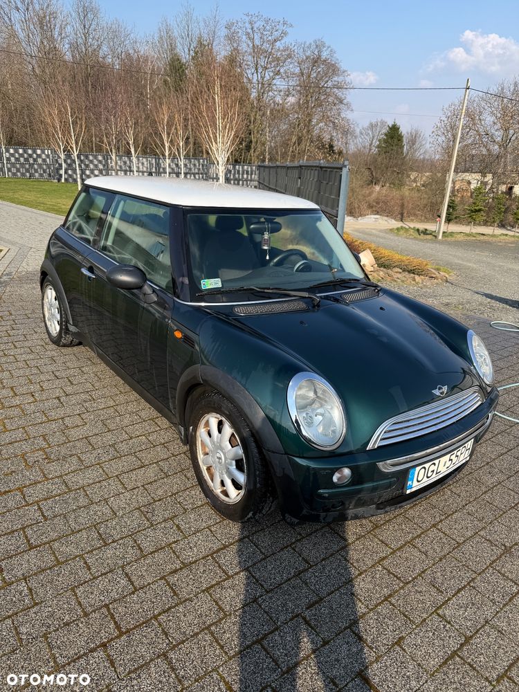 MINI Cooper Standard - 1