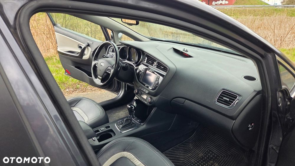 Kia Ceed 1.6 CRDi 136 DCT ISG Platinum Edition - 11