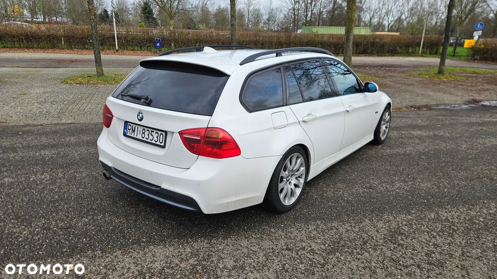 BMW Seria 3 320d DPF - 3