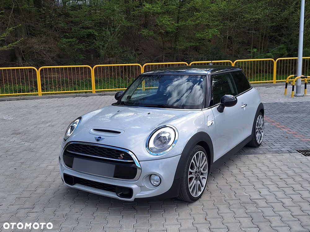 MINI Cooper S - 1