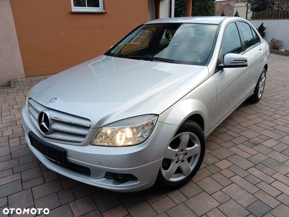 Mercedes-Benz Klasa C 180 Kompressor BlueEFFICIENCY Special Edition - 1