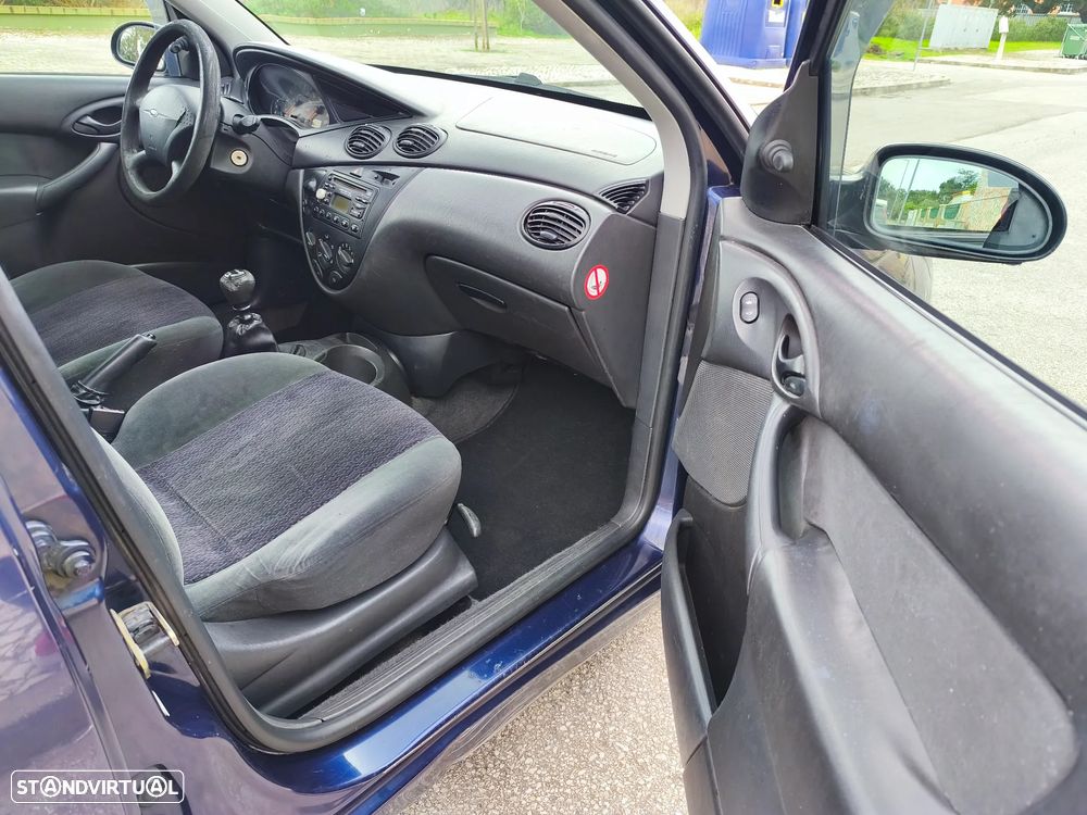 Ford Focus SW 1.8 TDdi Ghia - 6