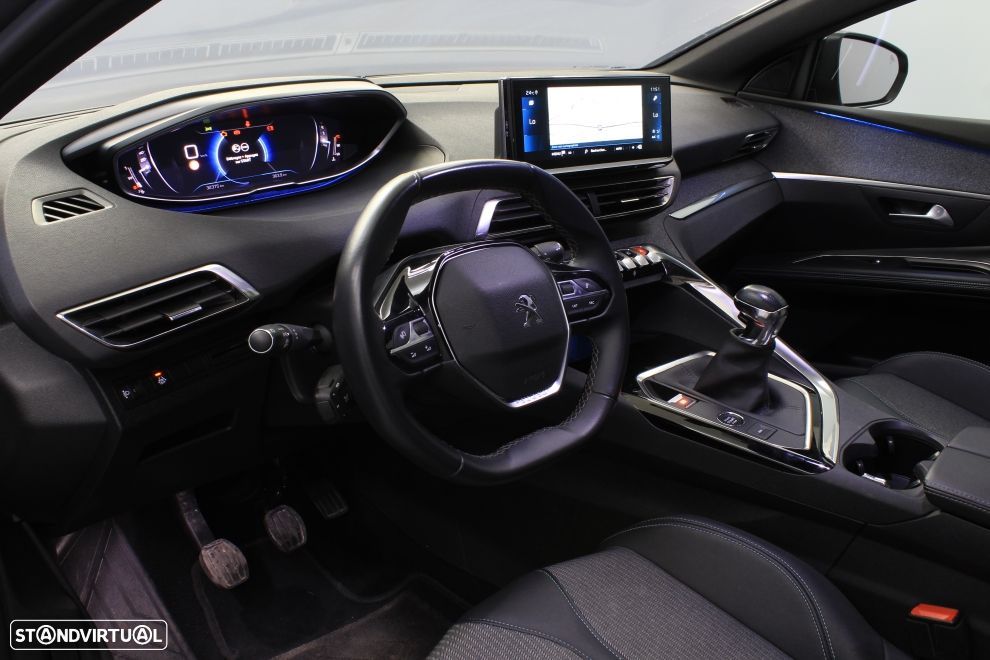 Peugeot 5008 1.2 PureTech Allure Pack - 23