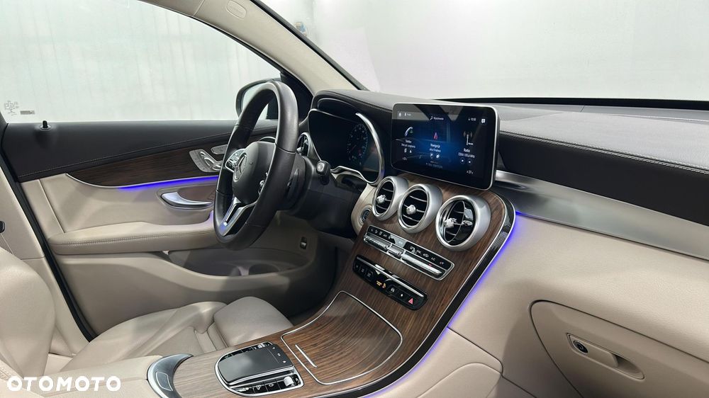 Mercedes-Benz GLC - 15