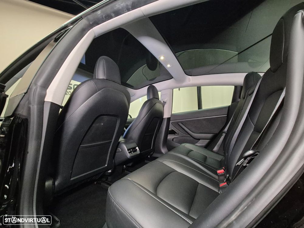Tesla Model 3 Tração Traseira - 32